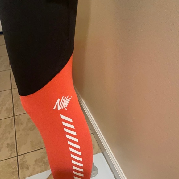 Nike Activewear Black and Orange small